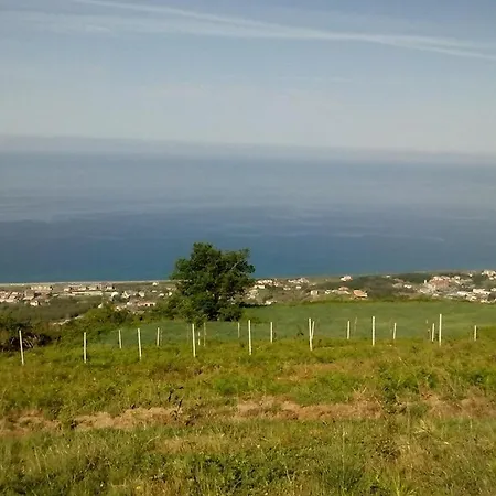 Çiftlik konaklama Agriturismo La Valle Dei Ciliegi *