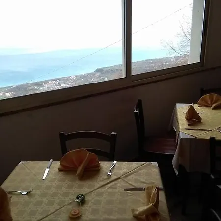 Çiftlik konaklama Agriturismo La Valle Dei Ciliegi