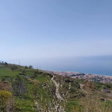 Agriturismo La Valle Dei Ciliegi Çiftlik konaklama *